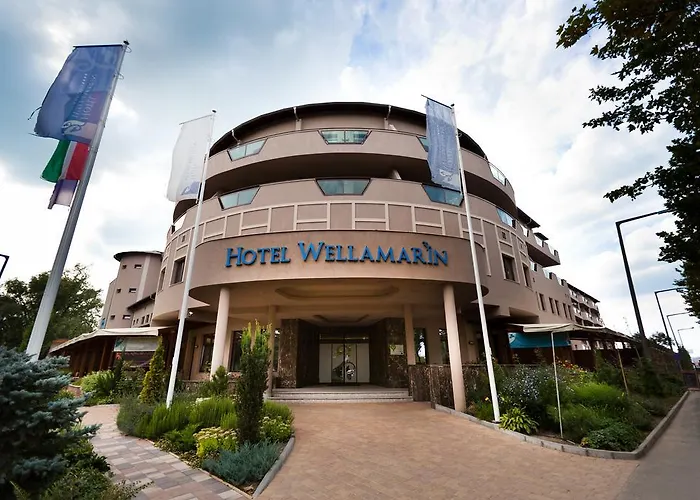 Hotel Wellamarin Zamardi photo