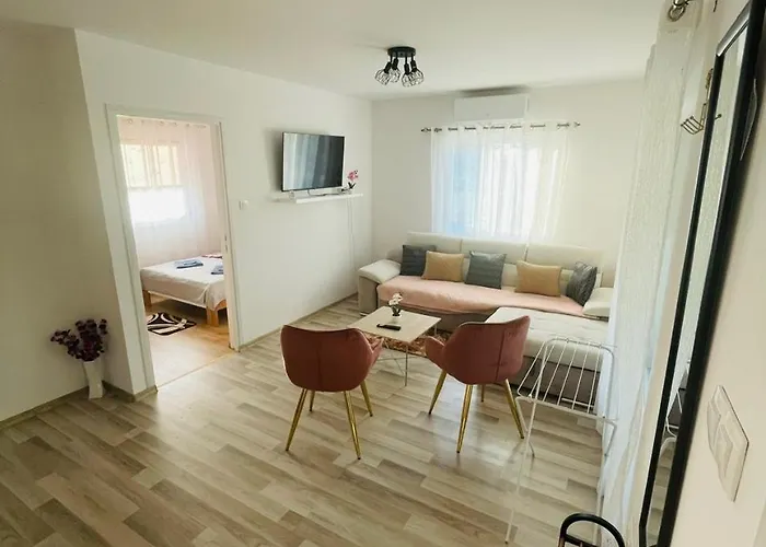 Hollad Vendeghaz Apartment photo